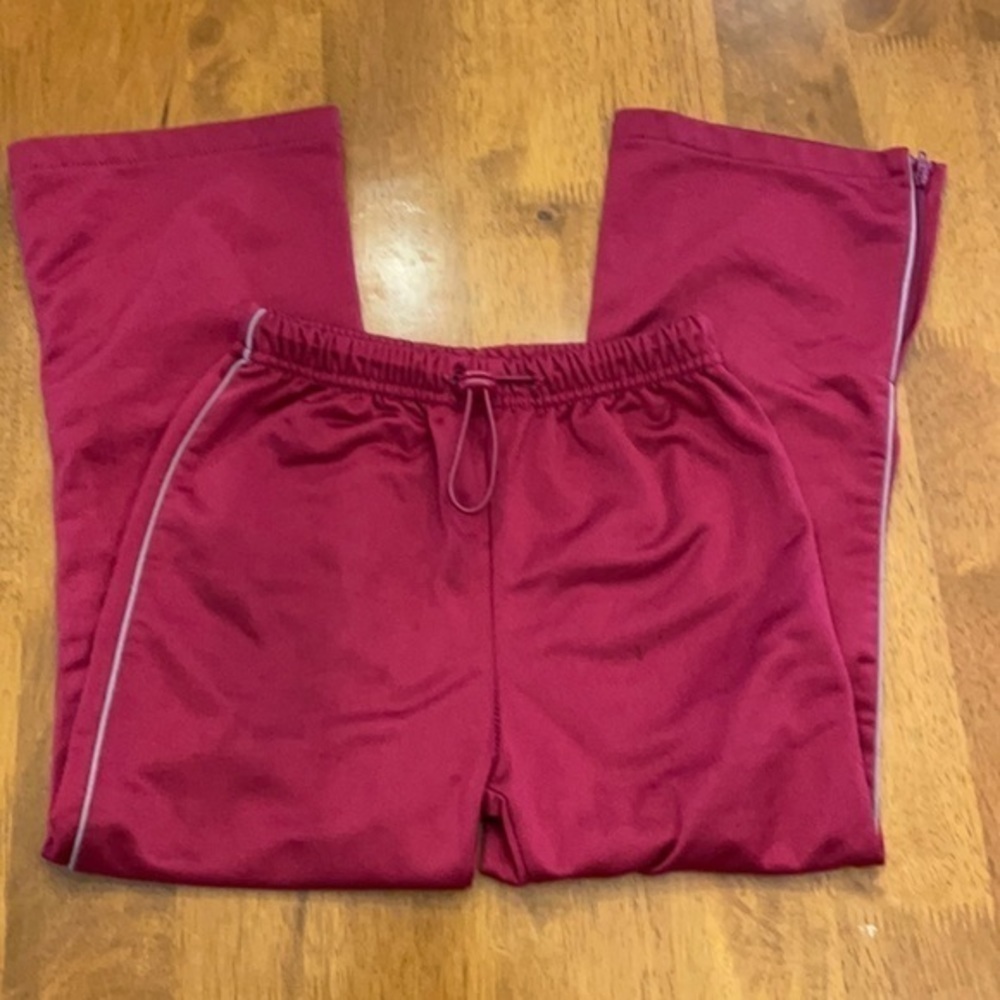 OshKosh B Gosh Magenta sports pants 025 - Picture 2 of 3